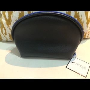 Macy’s Cosmetics Bag🆕